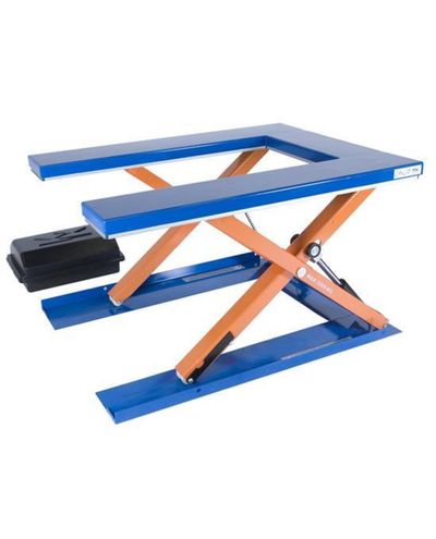 Low U lifting table 1000 kg platform size 1450 x 1085 mm Low U lifting table 1000 kg platform size 1450 x 1085 mm