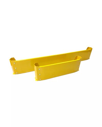 Impact protection for 2-sided shelf end