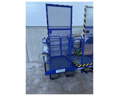 Used personal shopping basket