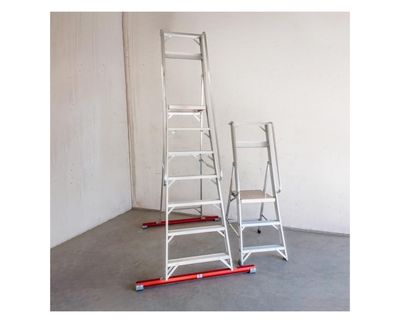 Ladders for professional use 4T-series
