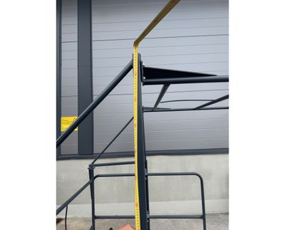 Tipping gate