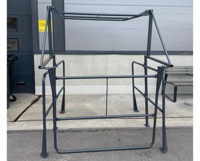 Tipping gate