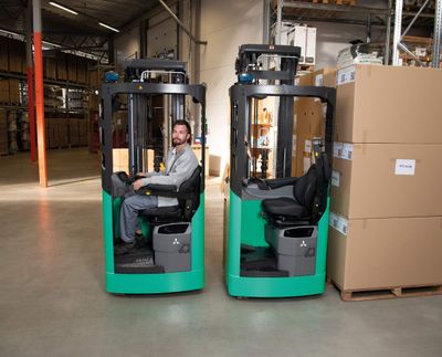 Mitsubishi AXiA EX Stacking forklift