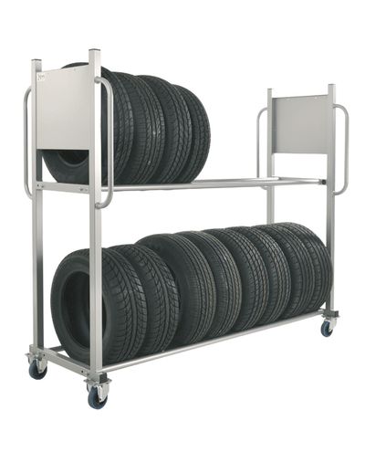 Tyre trailer for 16 tyres